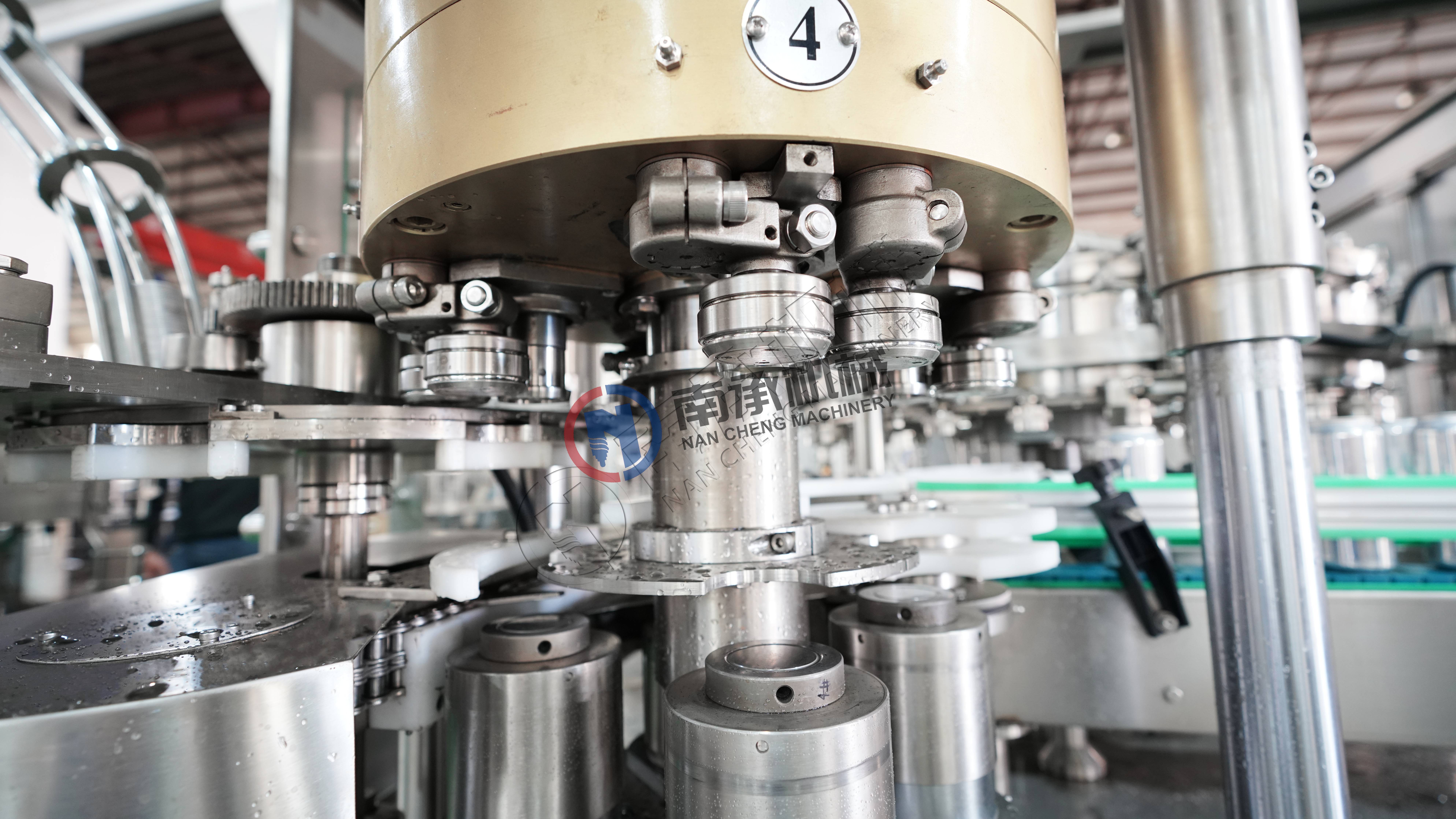 Can Carbonated Beverage Filling Machine Can Carbonated Beverage Filling Machine-SEAMER