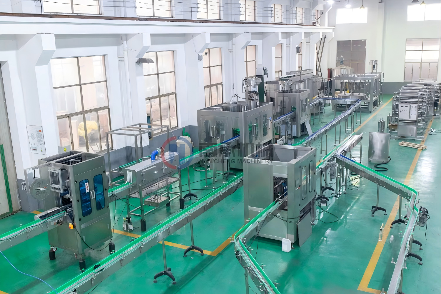 COMPLETE LINE SOLUTION WITH GLASS BOTTLE WATER FILLING MACHINE COMPLETE LINE SOLUTION WITH GLASS BOTTLE WATER FILLING MACHINE