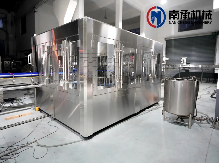 Turnkey Water Bottling Line-filling and capping machine 747-555