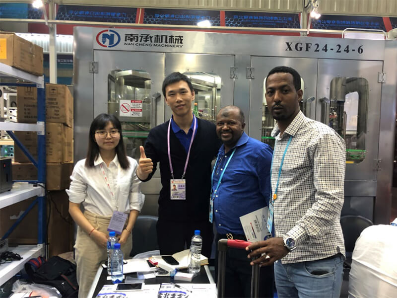 Canton-fair-133th-4