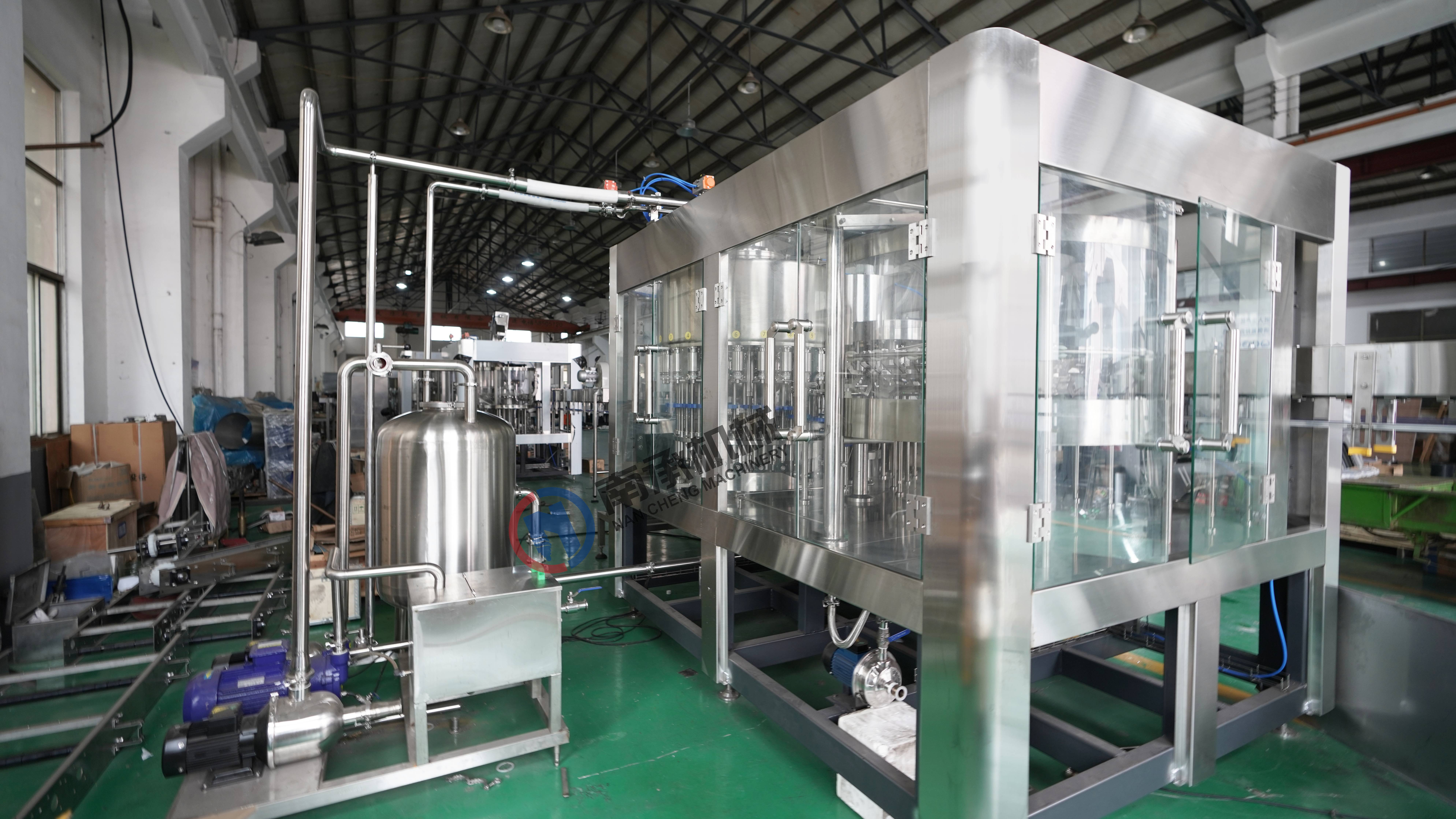 Beverage Bottle Filling Machine