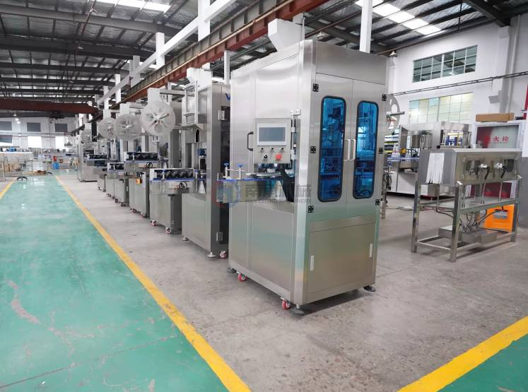 4 IN 1 JUICE FILLING MACHINE labeling machine