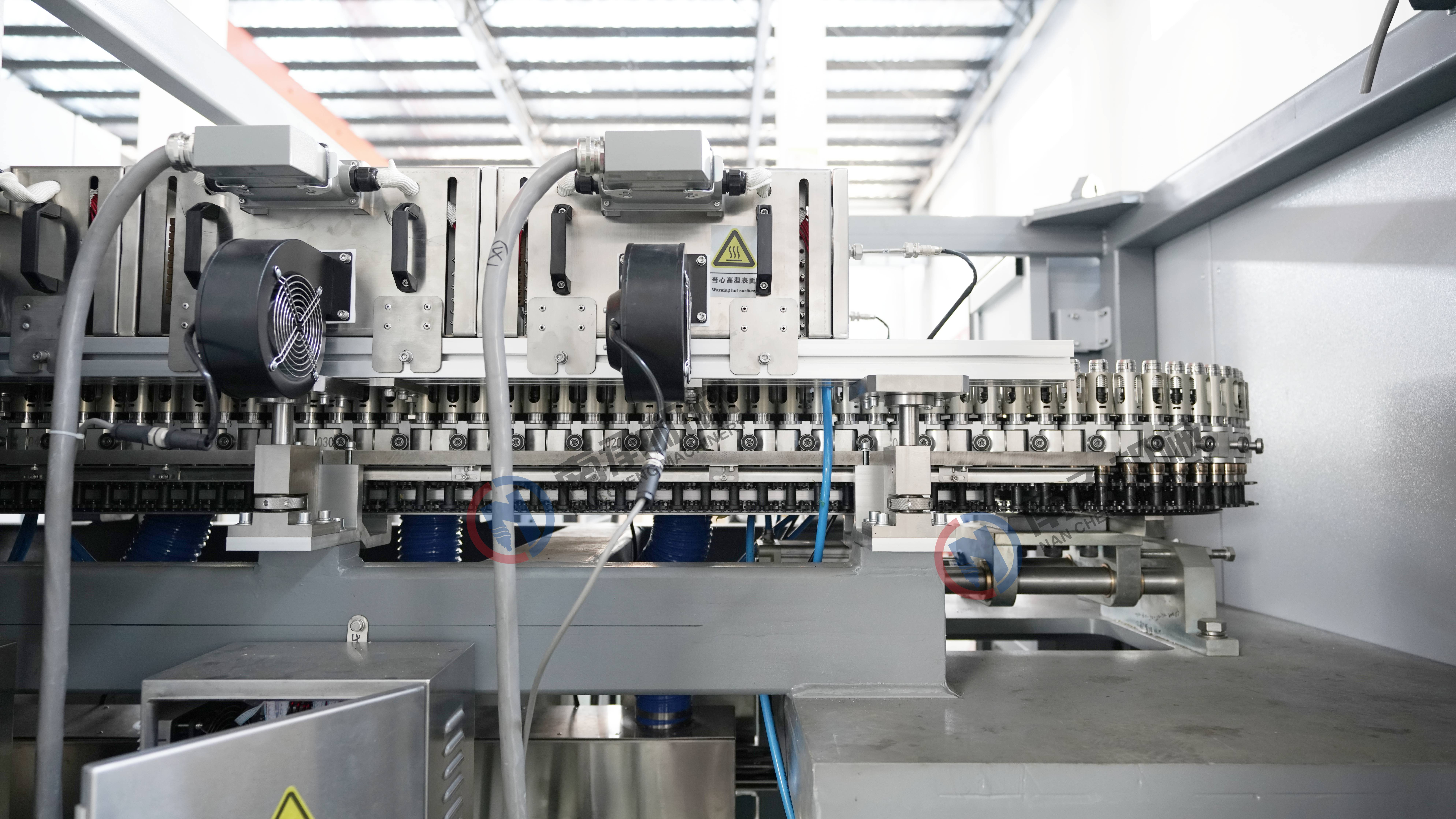 Combi Block Blowing-Filling-Capping Machine