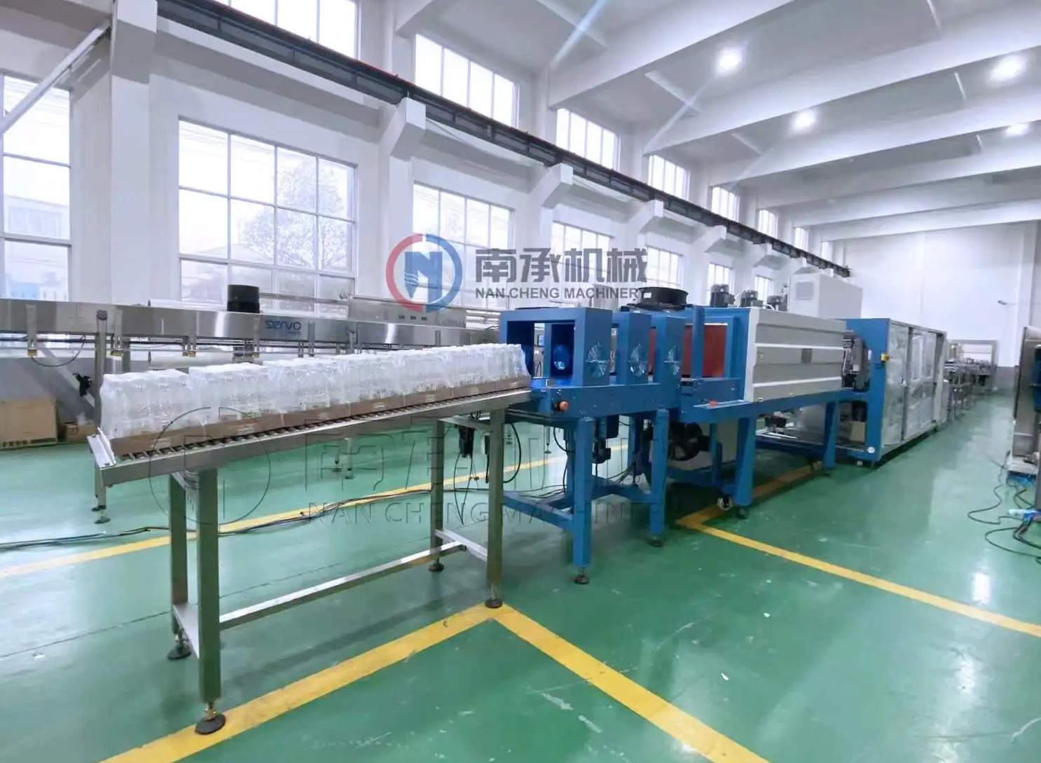 Half Tray Shrink Film Wrapping Machine