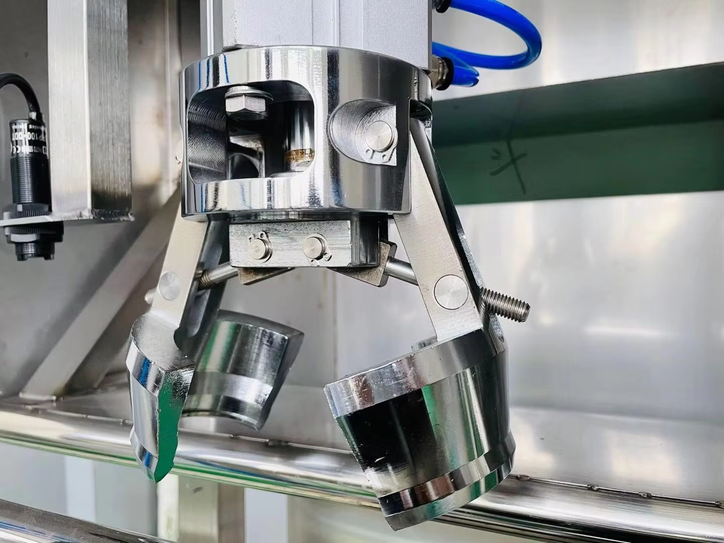 Automatic Decapper Machine