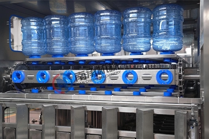 1200BPH-Automatic-5-Gallon-Water-Filling-Machine